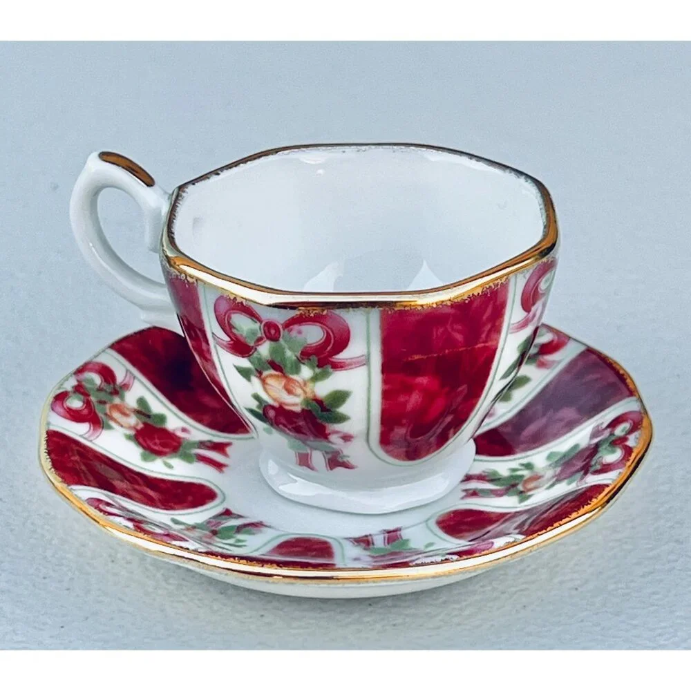 Royal Albert Old Country Roses Ruby Damask Miniature China Teacup & Saucer Set